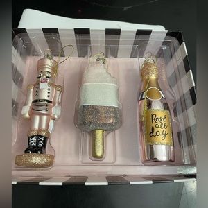 8 Oak Lane Ornament 3 pack